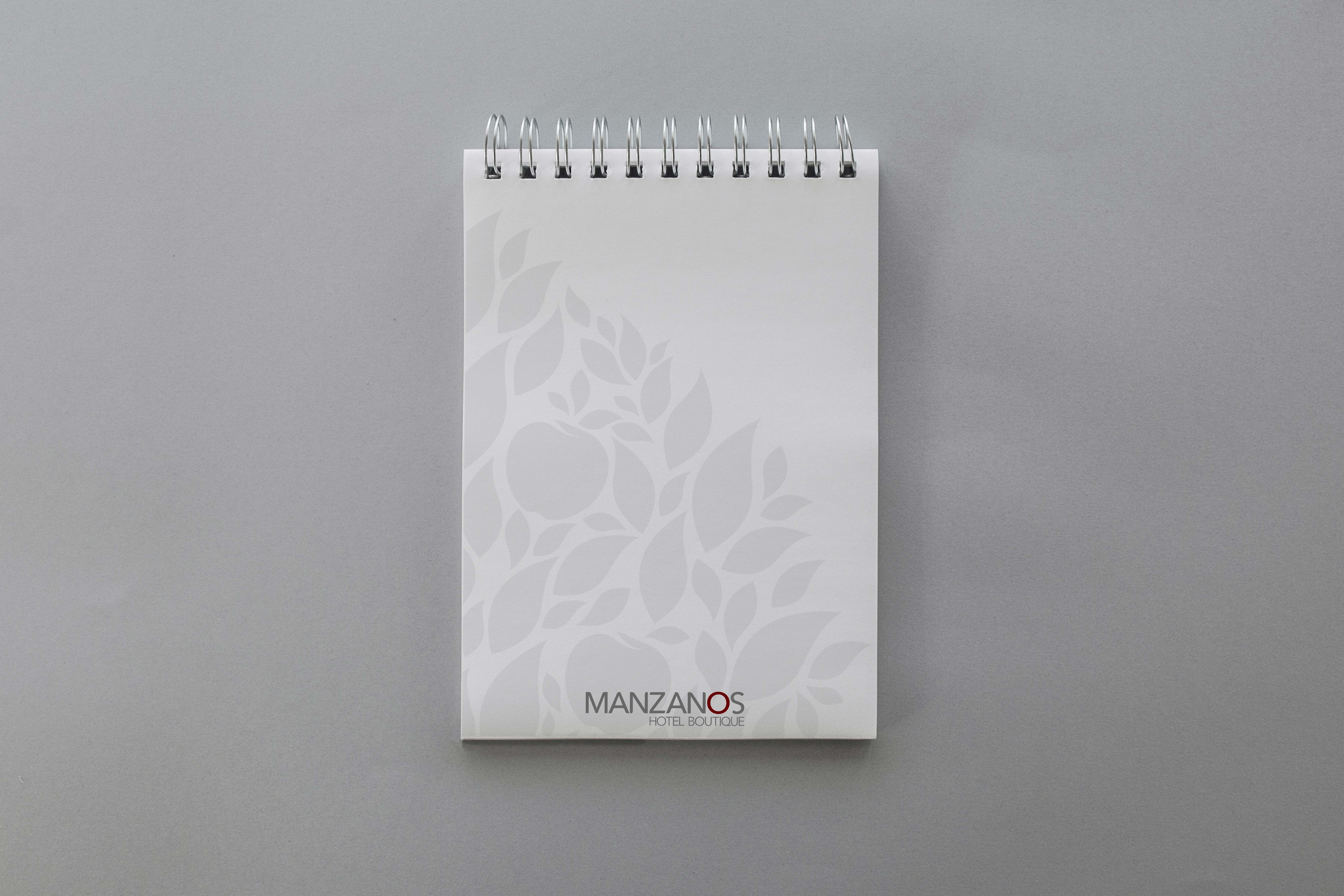 Hotel Manzanos - Notepad